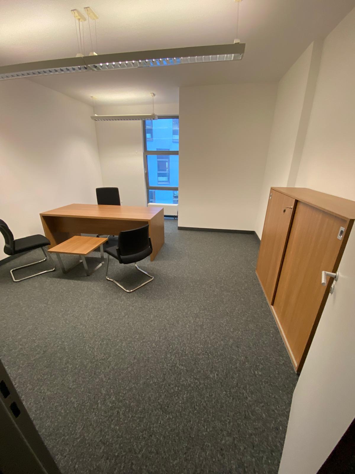 Office1
