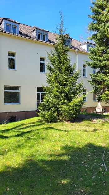 Moderne 5-Zimmer-Wohnung mit großer Dachterrasse in Limbach-Oberfrohna