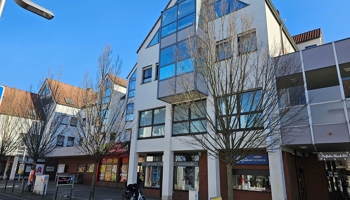 Provisionsfrei! Modernisierte 3 - 4 Zimmer Maisonette-Wohnung