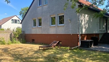 Freistehendes Einfamilienhaus mit großem Garten in Pankow Rosenthal - provisionsfrei -