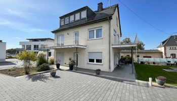 Modernisiertes Einfamilienwohnhaus zentral in Emmelshausen