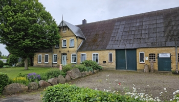 Resthof mit 2 Wohneinheiten in Nordfriesland Bauernhaus Stall