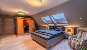Vielseitiges Traumhaus in 26219 Bösel: Für Familien, Business, Hobbys gibt es viel Platz 