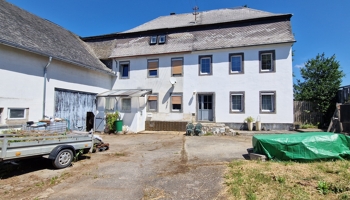 Historisches Haus mit großem Grundstück, Scheune & PV – ideal für Familien & Selbstversorger