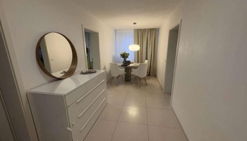 Schöne Sanierte 3,5-Zimmer-Wohnung mit Einbauküche, Aufzug & 2 Außenstellplätzen zu verkaufen