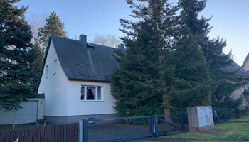 Gepflegtes Einfamilienhaus mit schönem Grundstück