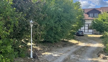 Wohnhaus mit Gartenanlage Gewerbenutzung und Bauland in Stein am Kocher