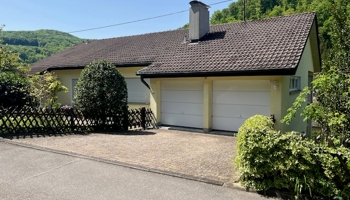 Großes Einfamilienhaus in sehr ruhiger Lage / Top Zustand
