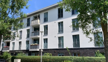 Großzügige 3-Zimmer-Whg. mit Blick in den Südpark, provisionsfrei
