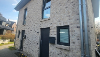 DHH modern, ruhig, energieeffizient und gemütlich