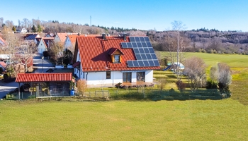 Angebotsverfahren: Hochwertiges großes Einfamilienhaus in idyllischer Umgebung