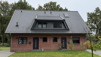 Moderne Doppelhaushälfte Haus mit 6 Zimmern - Wohnen im Grünen 
