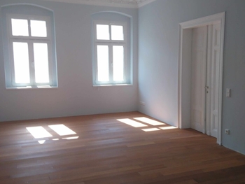 Moderne 3-Zimmer-Wohnung mit 78 m² und privatem Garten in zentraler Lage von Naumburg (Saale)
