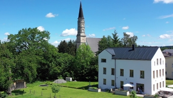 Hochwertig saniertes Architektenhaus in Gilgenberg am Weilhart nahe Burghausen Privatverkauf