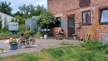 Ländliches Haus mit Potenzial für Familien und großem Garten