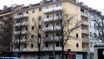 Charmante 2-Zimmer Wohnung, modernisiert, in München-Neuhausen, 