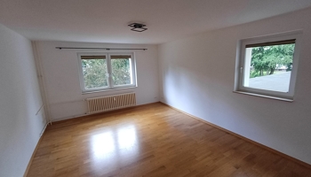 bezugsfreie 3 Zimmer-Etagenwohnung