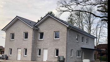 Neubau Doppelhaushälfte KfW40 in  Saterland zu verkaufen.