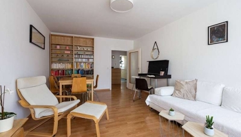 Schöne 3-Zimmer-Wohnung mit Balkon und Einbauküche in Leipzig