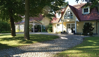 Repräsentativ-Wunderschön-Wassernah; Smart Home Villa in bester Kurparklage am Scharmützelsee