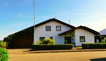 Grosses Einfamilienhaus in bester Lage mit tollem Panoramablick