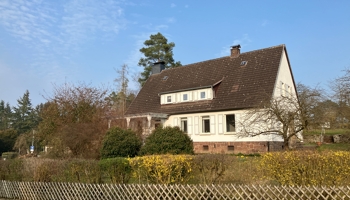 Repräsentatives, großes Einfamilienhaus mit Charakter und großem Grundstück in Wolfhagen-Gasterfeld