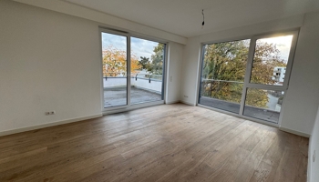 Neuwertige Penthousewohnung mit atemberaubender Dachterrasse!