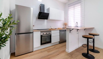 Schöne 2-Zimmer-Wohnung mit Balkon und Einbauküche in Oberhausen