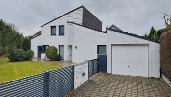  Geräumiges 5-Raum Architektenhaus