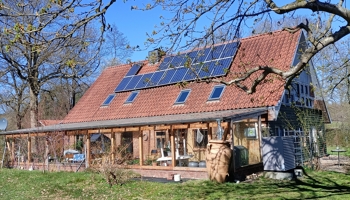 *RESERVIERT* Ökologisch und energetisch sanierter Resthof 1,3 ha in ruhiger Lage
