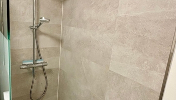 Neu Renovierte 1 Zimmer-Wohnung