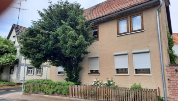 Großes Haus im Thüringer Land