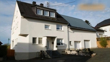 1-2 Familienhaus,  Westerwald,  viel Platz für Mensch und Tier 