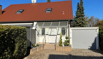 Charmantes Einfamilienhaus mit Erweiterungsmöglichkeiten - provisionsfrei
