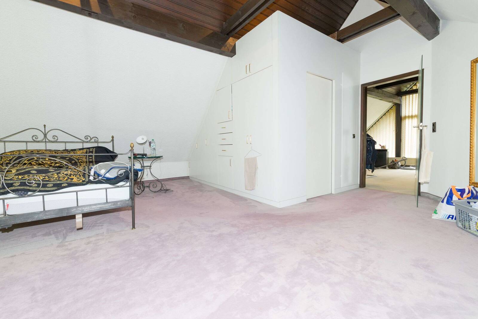 begehbarer Kleiderschrank