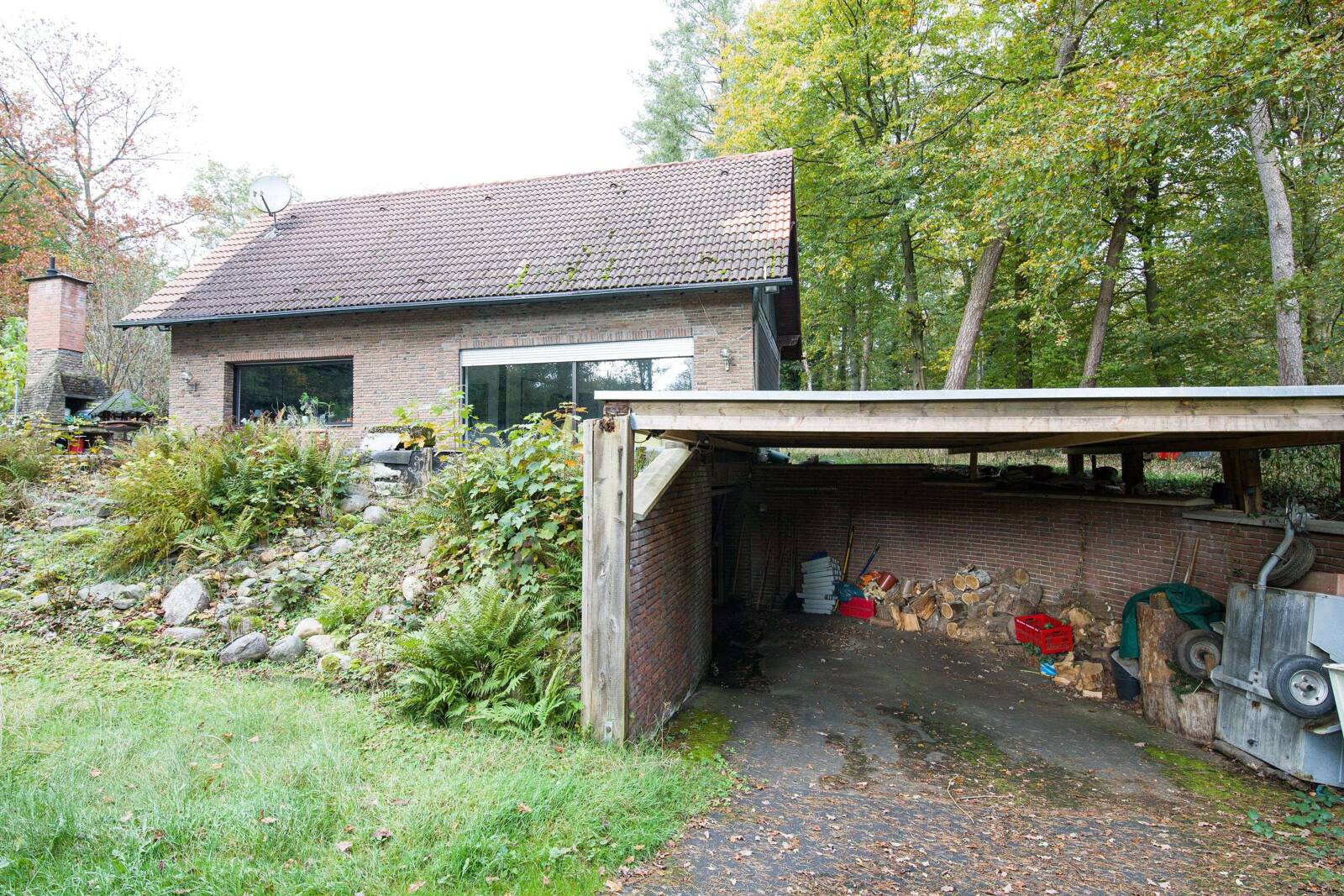 Zufahrt Garage