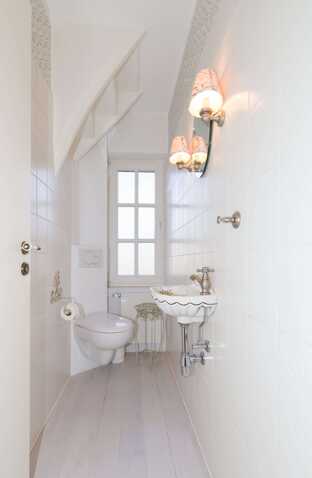 sep. WC im DG