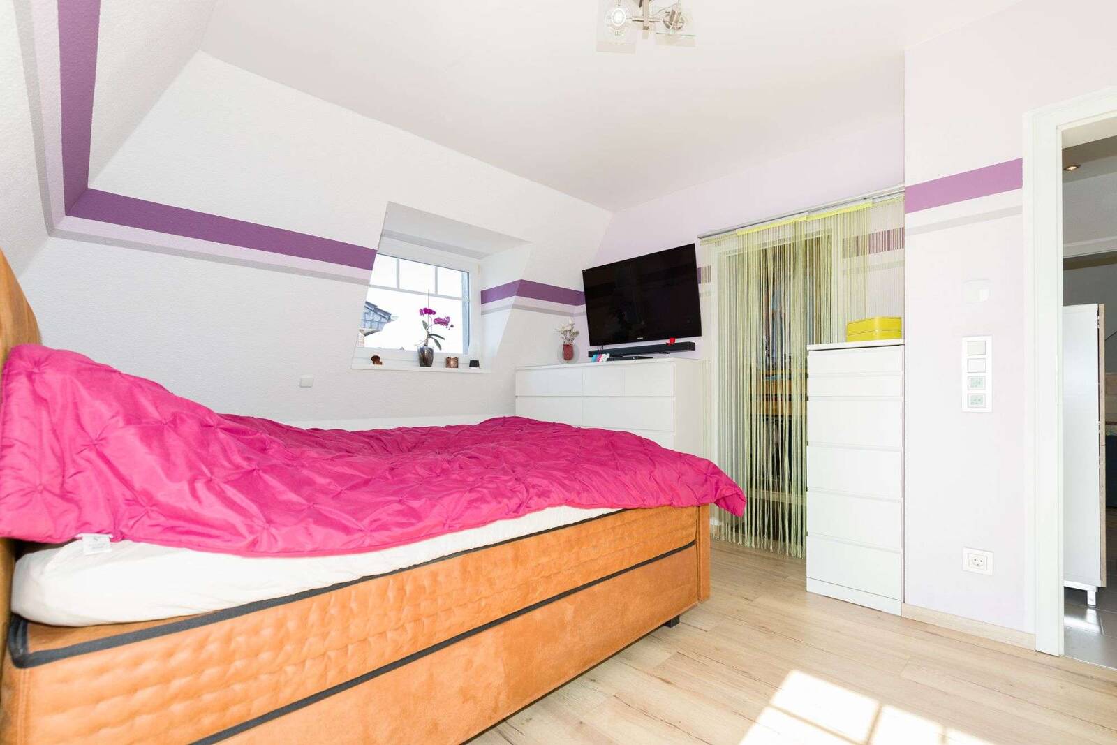 Schlafzimmer 1 Ansicht 2