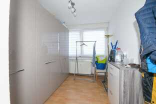 Schlafzimmer 4, z.Zt. Ankleide