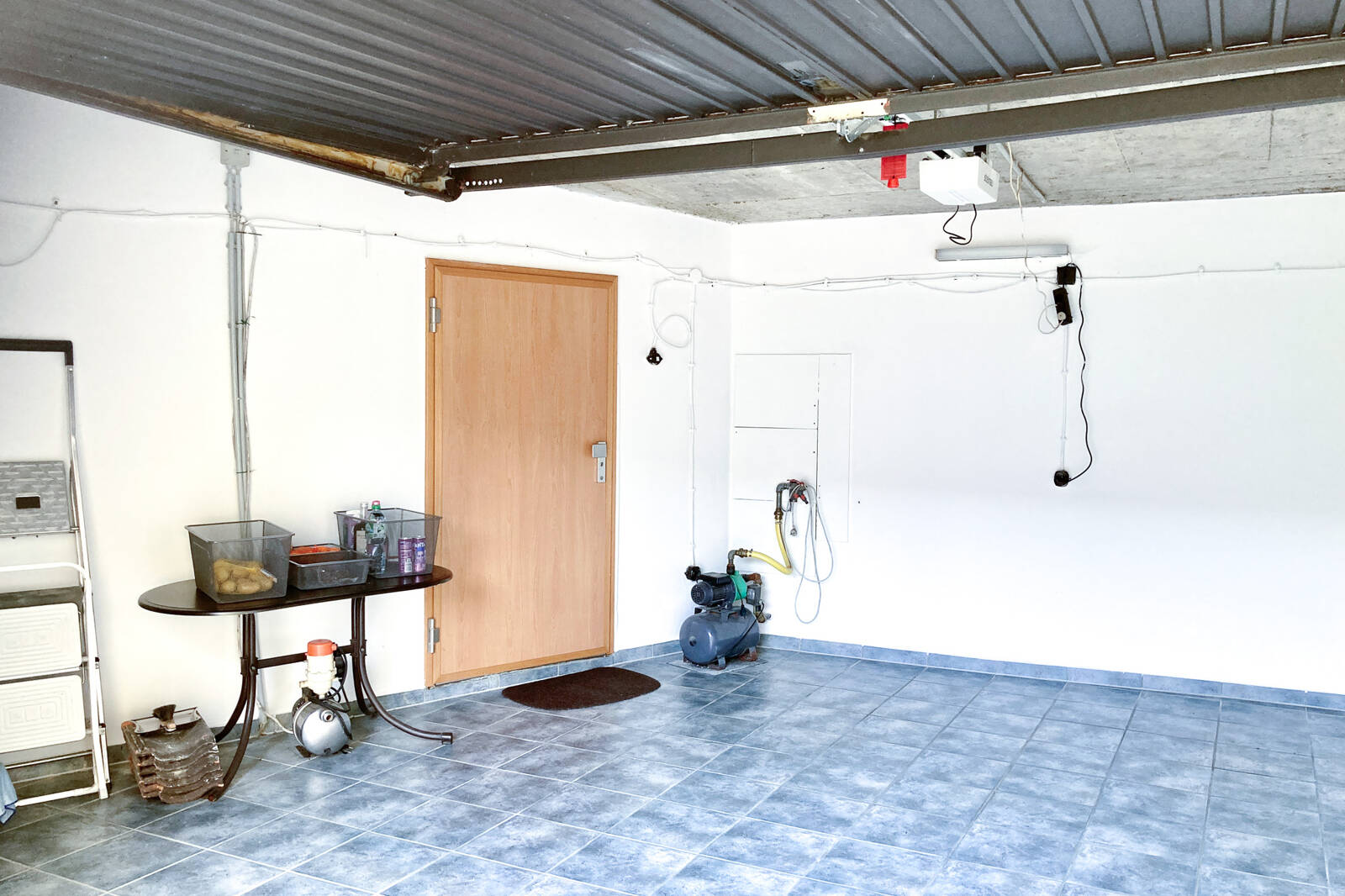 gr. Garage
