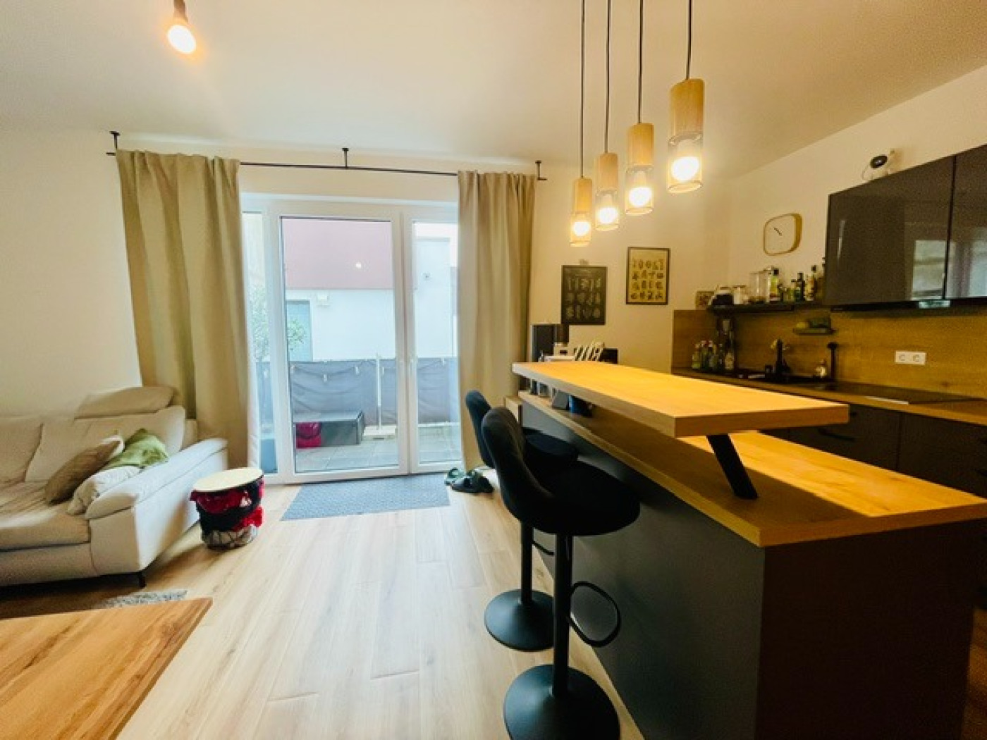 Moderne, gut geschnittene 2-Zi.-Whg. 1. OG, Balkon Wärmepumpe Lüftungsanlage 33649 Bi.-Süd - Photo 4