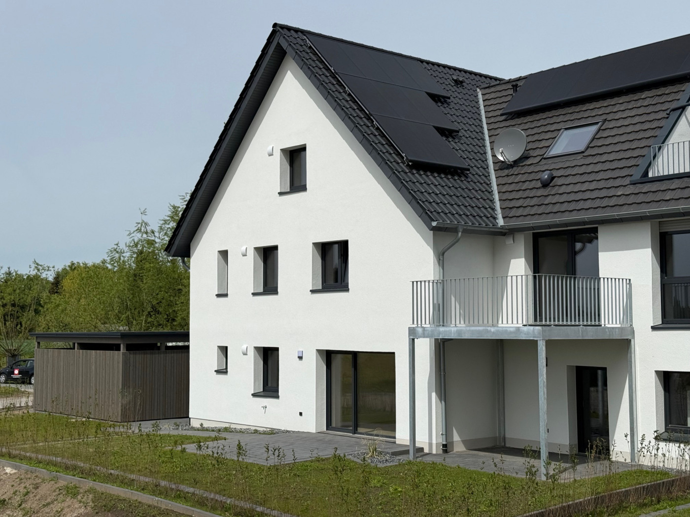 Moderne, kernsanierte 2,5-Zi Whg. EBK "en suite-Bad" Süd-Balkon in Rietberg - Photo 5