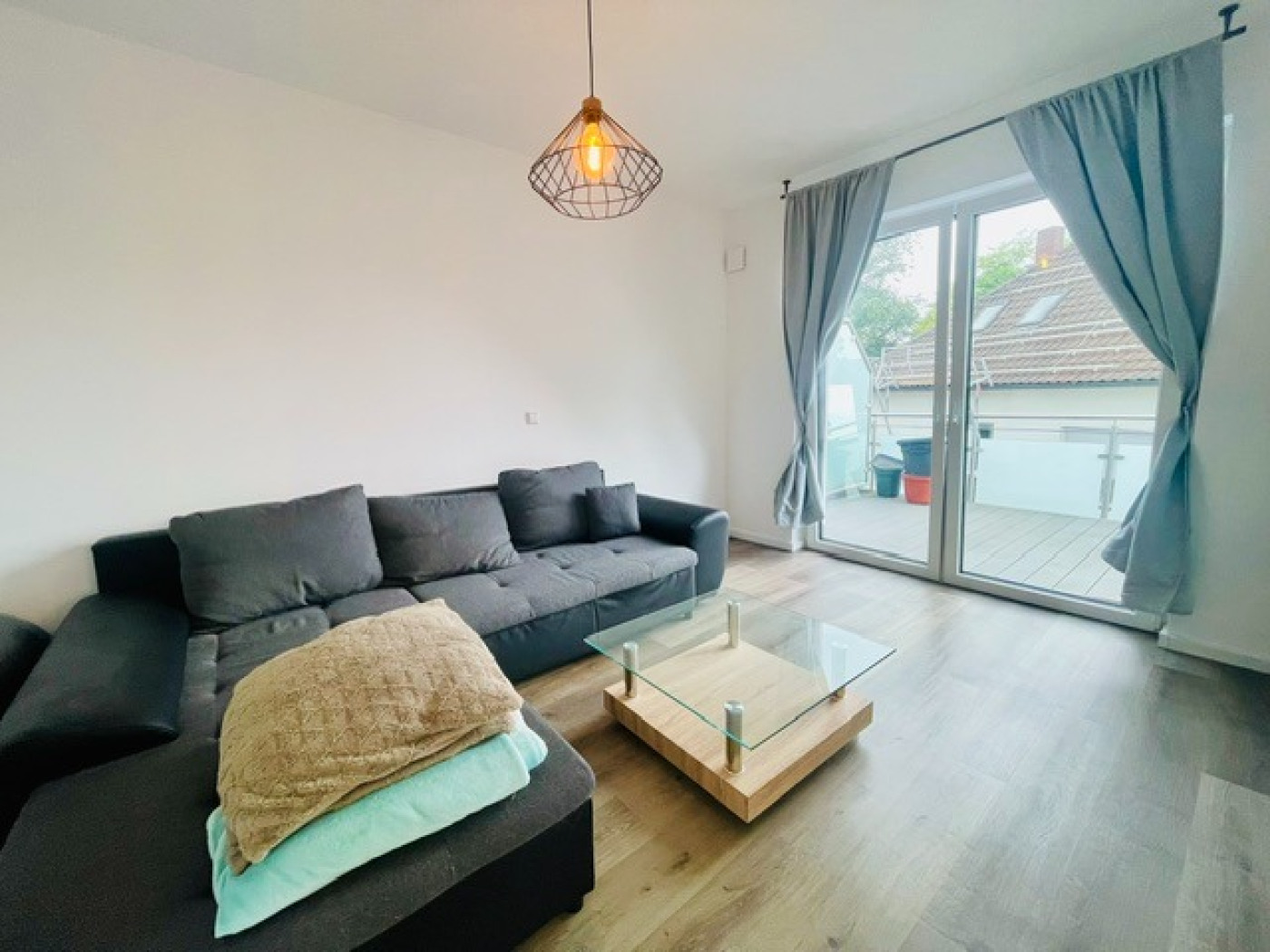 Moderne 3-Zi.-Wohnung 2. OG, Balkon Garage Lüftungsanl. in 33428 Harsewinkel - Foto 2