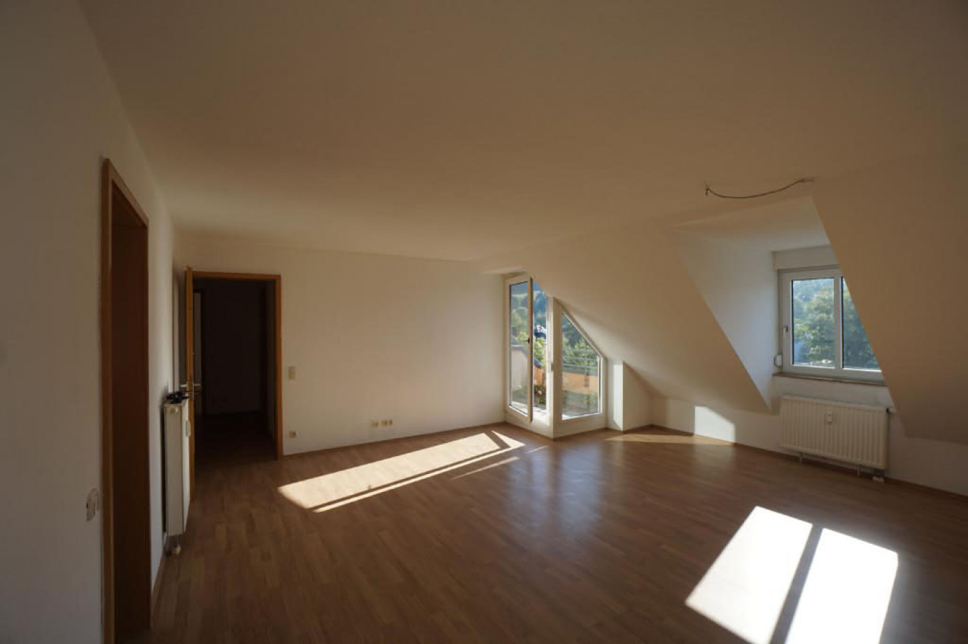 47+ großartig Bilder Wohnung Lärmdämmung / sehr schöne, helle 3-Raum DG-Wohnung mit Terrasse als ... - Die lärmdämmung für die wohnung wird immer wichtiger.