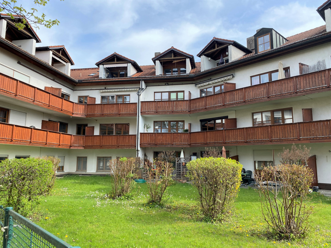 Grafing Stadt Charmante 2 5 Zimmer Wohnung Mit Balkon In Direkter S Bahn Nahe Kolba Immobilien