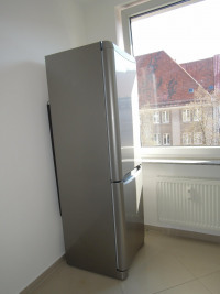 und Kühl-Gefrierkombi