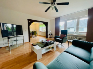 Gut geschnittene 3-Zimmer-Whg. Balkon Gä.-WC und Garage - GT-Kattenstroth